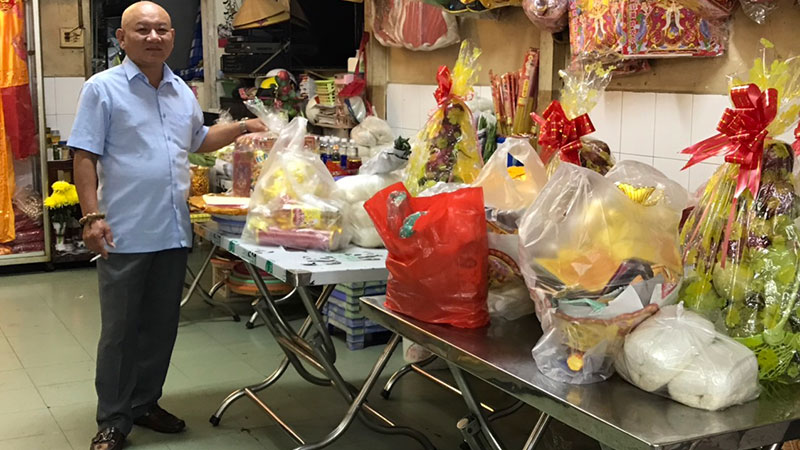 áo mão cúng bà chúa xứ