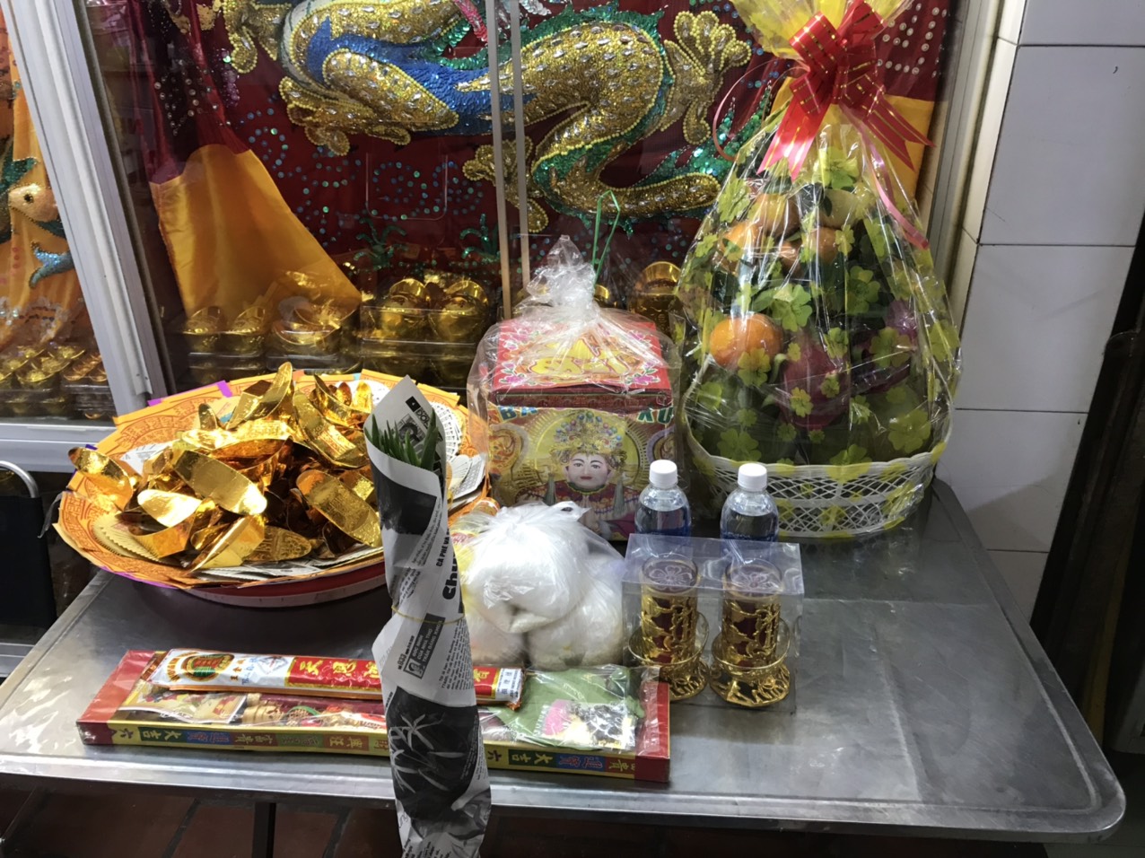 Trái cây cúng bà chúa xứ châu đốc